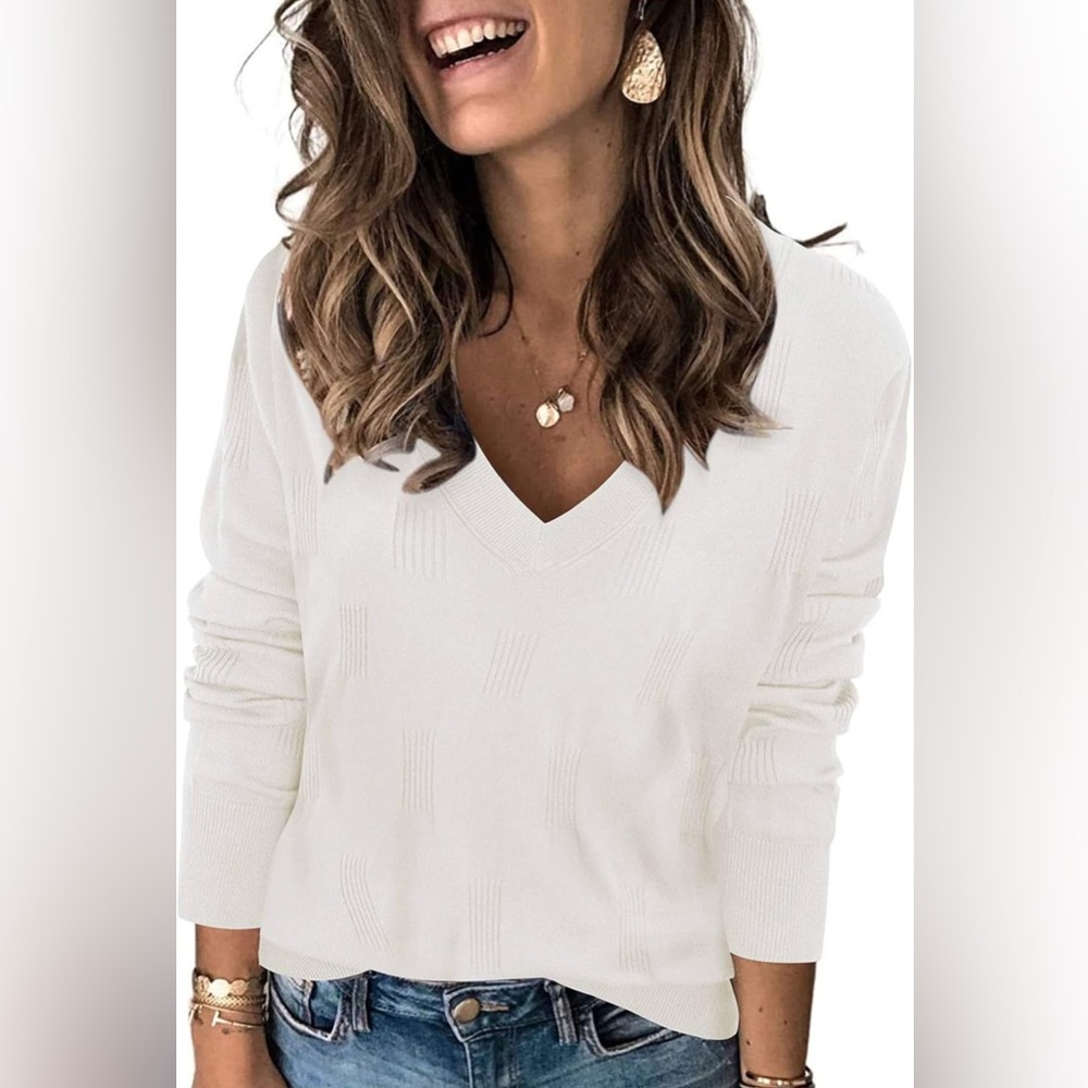 Arach&Cloz Women's Soft V Neck Long Sleeve Regular Fit Sweater off white large